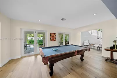 725 Vilabella Ave, Coral Gables, FL 33146 - Photo 17