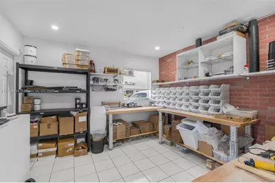 3640 SW 122nd Pl, Miami, FL 33175 - Photo 23