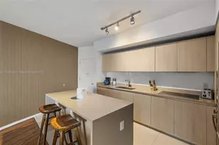 4111 S Ocean Dr, Hollywood, FL 33019 - Photo 9