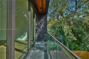 30 NE 50th St, Miami, FL 33137 - Photo 23
