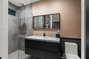 400 NW 49th St, Miami, FL 33127 - Photo 41