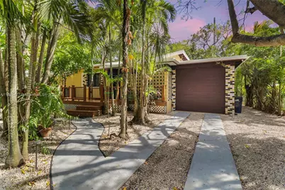 550 Quail Ave1, Miami Springs, FL 33166 - Photo 1