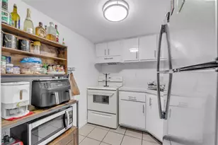 4550 NW 9th St, Miami, FL 33126 - Photo 3