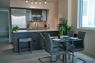 500 Brickell Ave #1907, Miami, FL 33131 - Photo 7