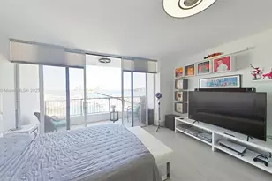 555 NE 15th St, Miami, FL 33132 - Photo 5