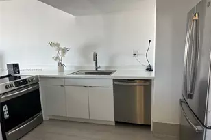 555 NE 15th St, Miami, FL 33132 - Photo 3