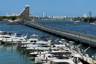 555 NE 15th St, Miami, FL 33132 - Photo 11