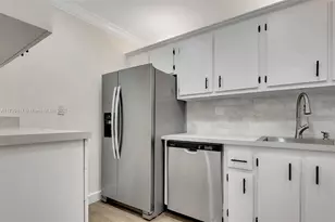 8000 SW 81st Dr, Miami, FL 33143 - Photo 7