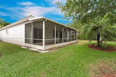 2625 SE 5th Ct, Homestead, FL 33033 - Photo 31