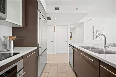 500 Brickell Ave #1208, Miami, FL 33131 - Photo 19