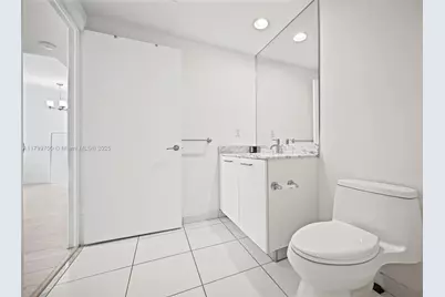500 Brickell Ave #1208, Miami, FL 33131 - Photo 37