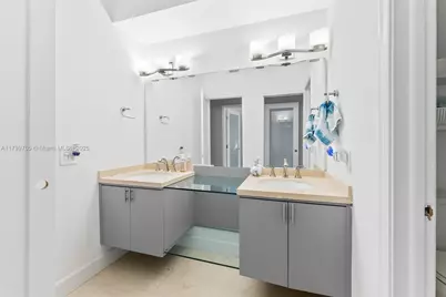 2719 NE 15th St #3, Fort Lauderdale, FL 33304 - Photo 15