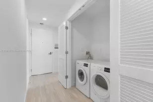 580 72nd St, Miami Beach, FL 33141 - Photo 15