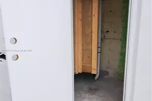 6201 SW 22nd St, Miami, FL 33155 - Photo 27