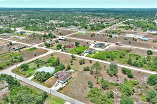 914 S Mercury Ave, Lehigh Acres, FL 33974 - Photo 11