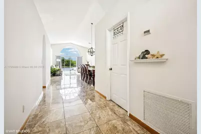 1910 SW 183rd Ter, Miramar, FL 33029 - Photo 5