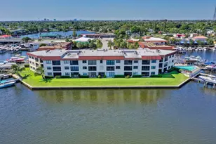 313 Lake Cir, North Palm Beach, FL 33408 - Photo 1