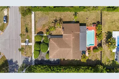 10241 SW 136th St, Miami, FL 33176 - Photo 23