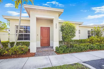 550 NE 4th Ave, Florida City, FL 33034 - Photo 1