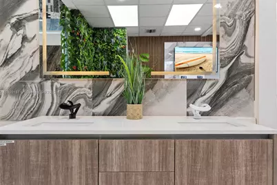 1501 E 4th Ave, Hialeah, FL 33010 - Photo 17