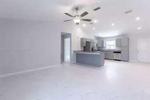2004 Rosa Ct, Lehigh Acres, FL 33972 - Photo 5