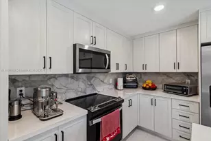 1396 NW 3rd St, Florida City, FL 33034 - Photo 17