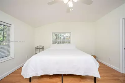 2855 SW 17th Ave, Miami, FL 33133 - Photo 27