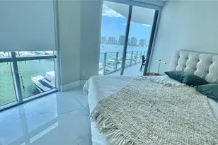 17111 Biscayne Blvd, North Miami Beach, FL 33160 - Photo 21