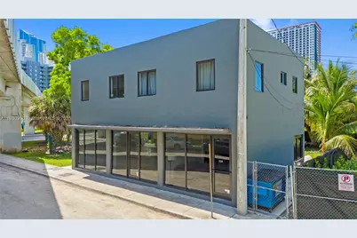 216 NW 11th St, Miami, FL 33136 - Photo 3