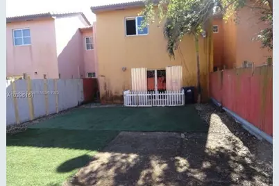 646 SW 7th Ter, Florida City, FL 33034 - Photo 11