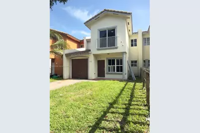 646 SW 7th Ter, Florida City, FL 33034 - Photo 3