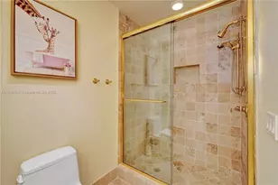 6051 N Ocean Dr, Hollywood, FL 33019 - Photo 59