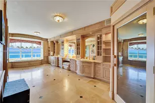 6051 N Ocean Dr, Hollywood, FL 33019 - Photo 45