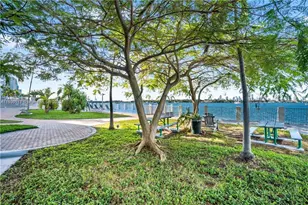 1250 West Ave, Miami Beach, FL 33139 - Photo 5