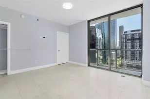 1060 Brickell Ave, Miami, FL 33131 - Photo 5