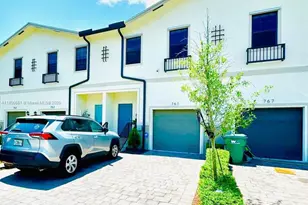 761 SW 11th St, Florida City, FL 33034 - Photo 1