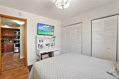 7125 Bay Dr #201, Miami Beach, FL 33141 - Photo 19