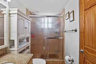 7125 Bay Dr #201, Miami Beach, FL 33141 - Photo 21