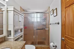 7125 Bay Dr, Miami Beach, FL 33141 - Photo 21