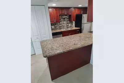 616 Executive Center Dr #107, West Palm Beach, FL 33401 - Photo 17