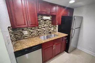 616 Executive Center Dr, West Palm Beach, FL 33401 - Photo 13