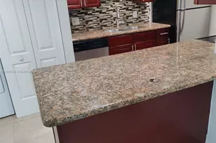 616 Executive Center Dr, West Palm Beach, FL 33401 - Photo 17