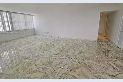 18051 Biscayne Blvd #1704, Aventura, FL 33160 - Photo 7