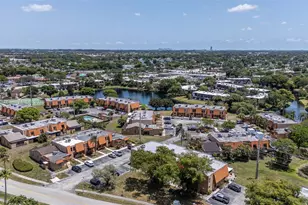 1541 NW 92nd Ave, Pembroke Pines, FL 33024 - Photo 31