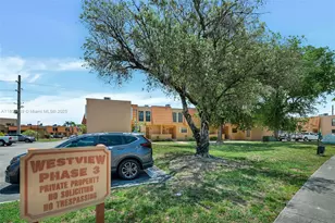 1541 NW 92nd Ave, Pembroke Pines, FL 33024 - Photo 27