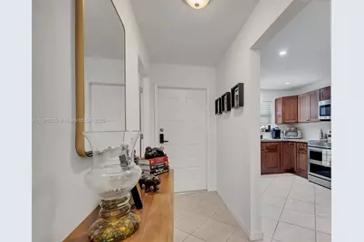 1541 NW 92nd Ave #186, Pembroke Pines, FL 33024 - Photo 9