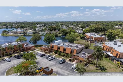 1541 NW 92nd Ave #186, Pembroke Pines, FL 33024 - Photo 37