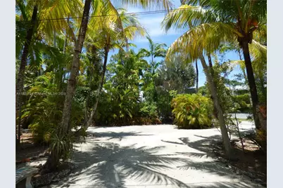 5858 SW 80th St, South Miami, FL 33143 - Photo 19