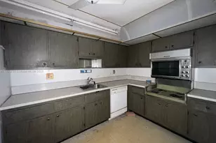 1470 NE 125th Terrace, North Miami, FL 33161 - Photo 7