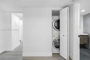 1201 S Ocean Dr, Hollywood, FL 33019 - Photo 11